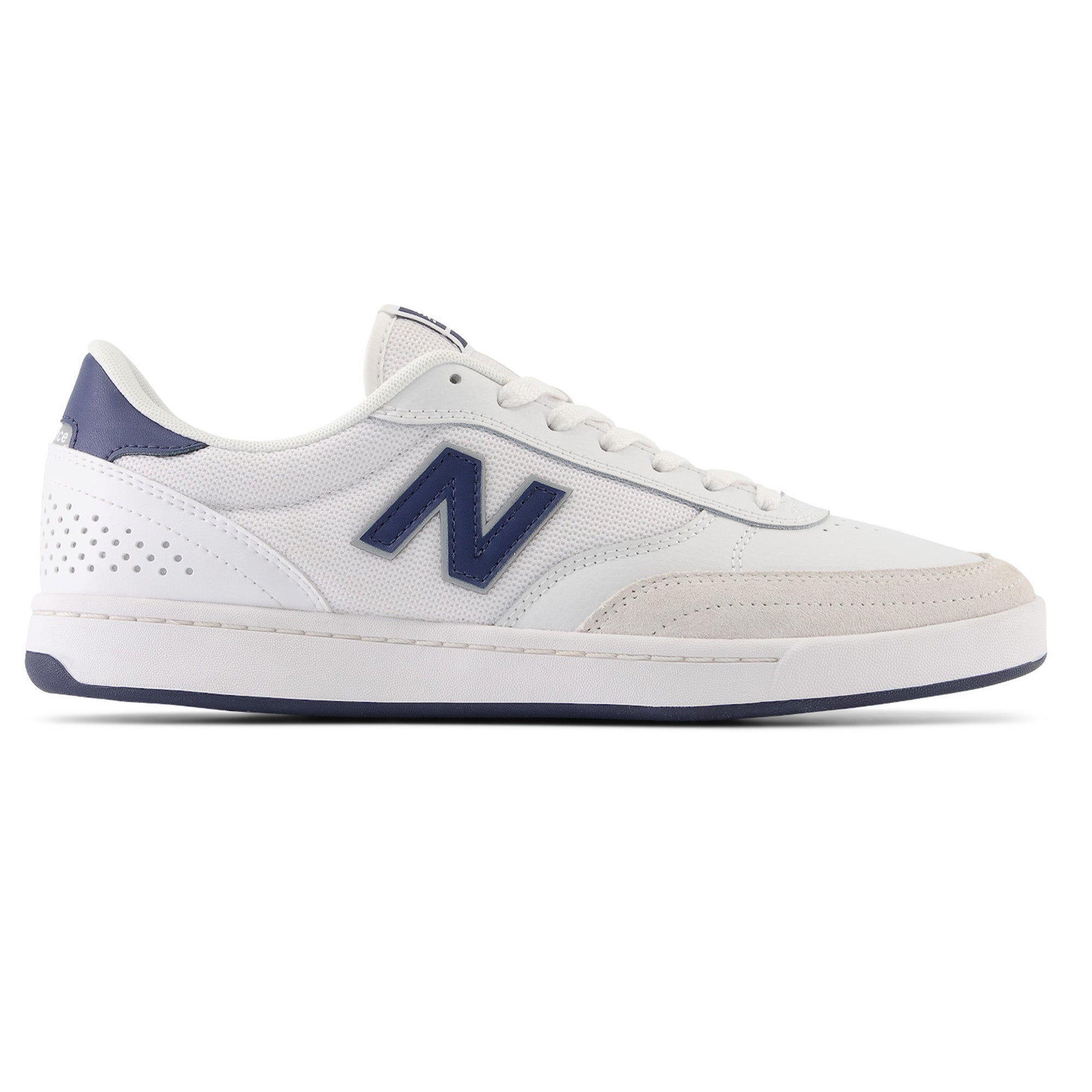 NB440, White/Blue